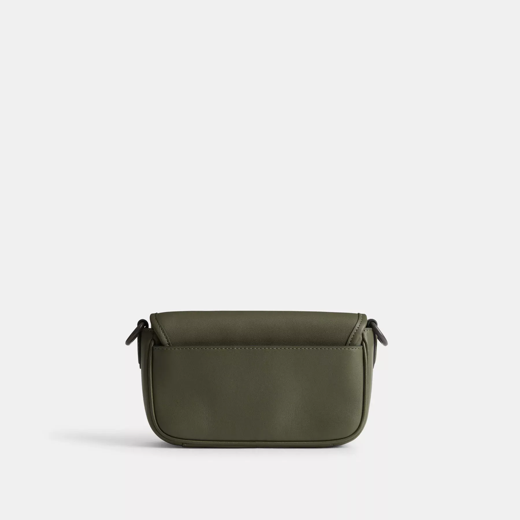Charter Flap Crossbody 18 Charter Flap Crossbody 18