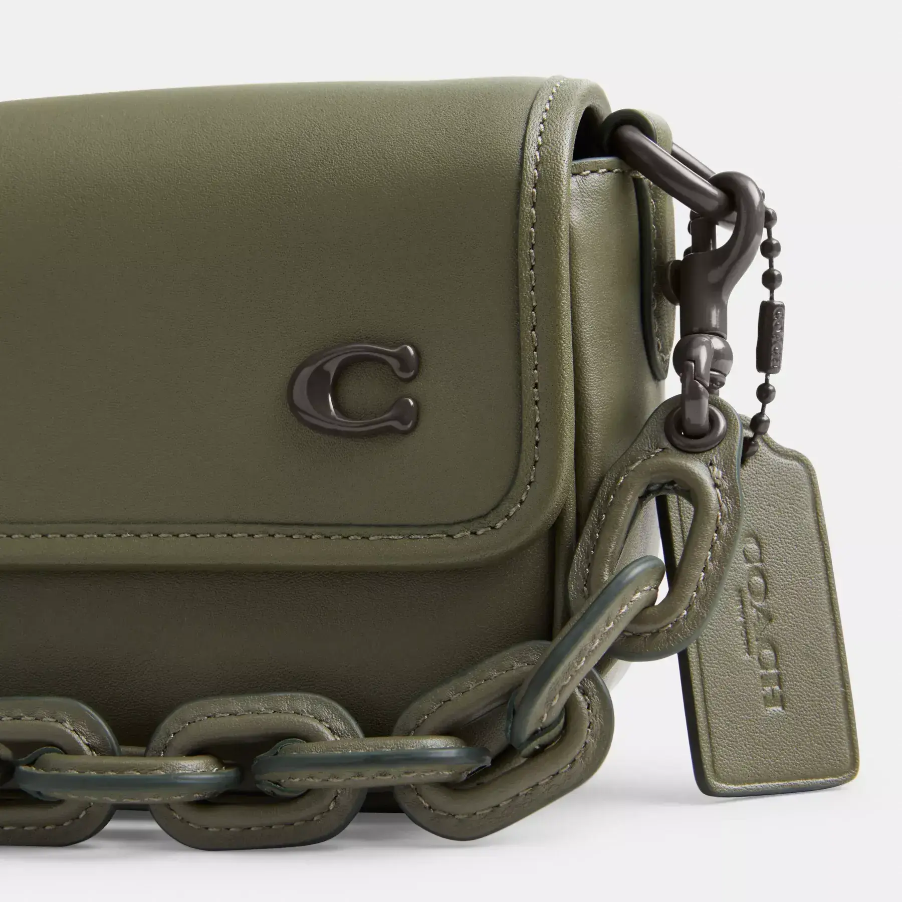 Charter Flap Crossbody 18 Charter Flap Crossbody 18