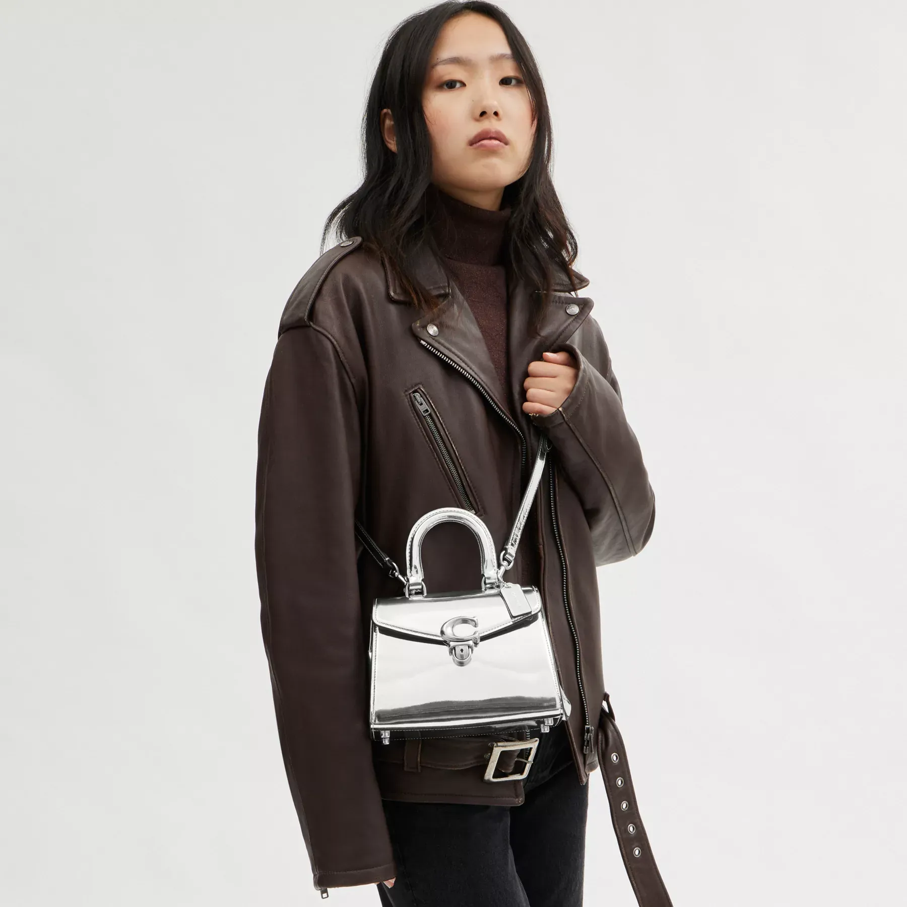 Sammy Top Handle 21 In Silver Metallic Sammy Top Handle 21 In Silver Metallic