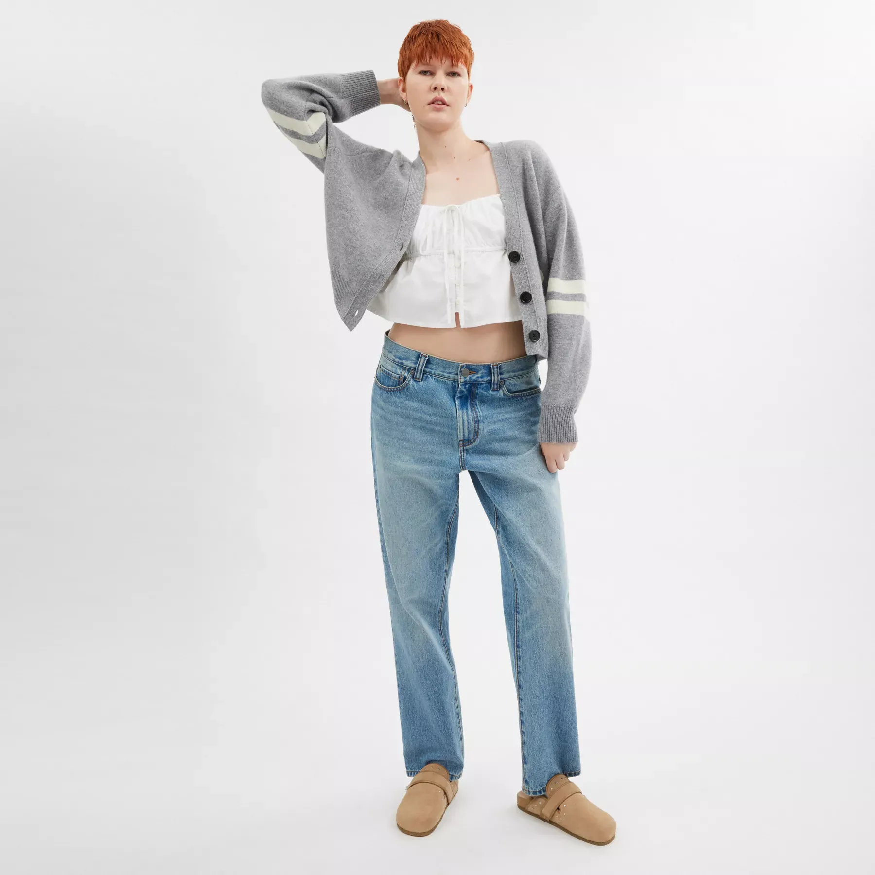 Signature Script Cropped Cardigan