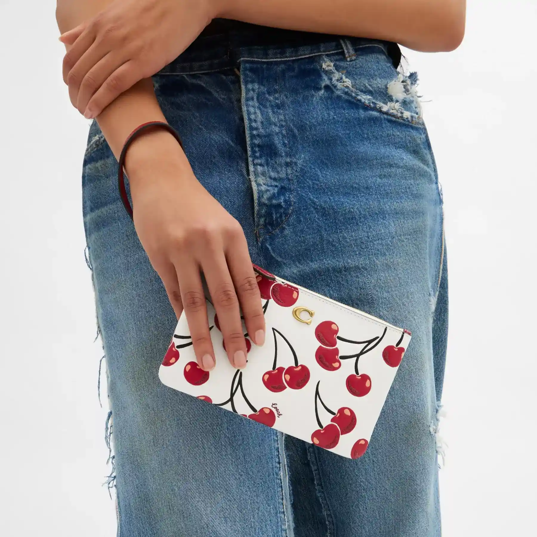 Small Wristlet With Cherry Print Small Wristlet With Cherry Print